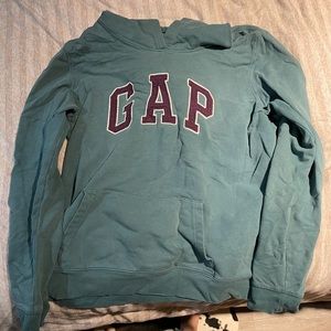 Gap sweatshirt
